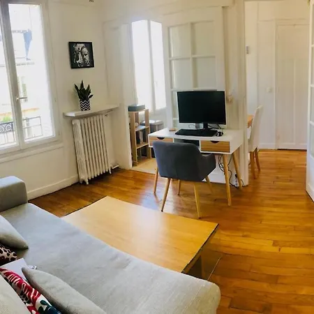 Cosy Studio Near Public Transport Apartman Párizs
