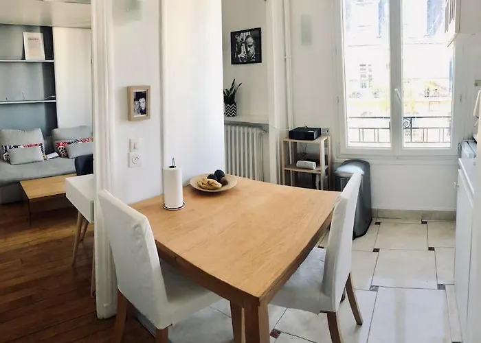 Cosy Studio Near Public Transport